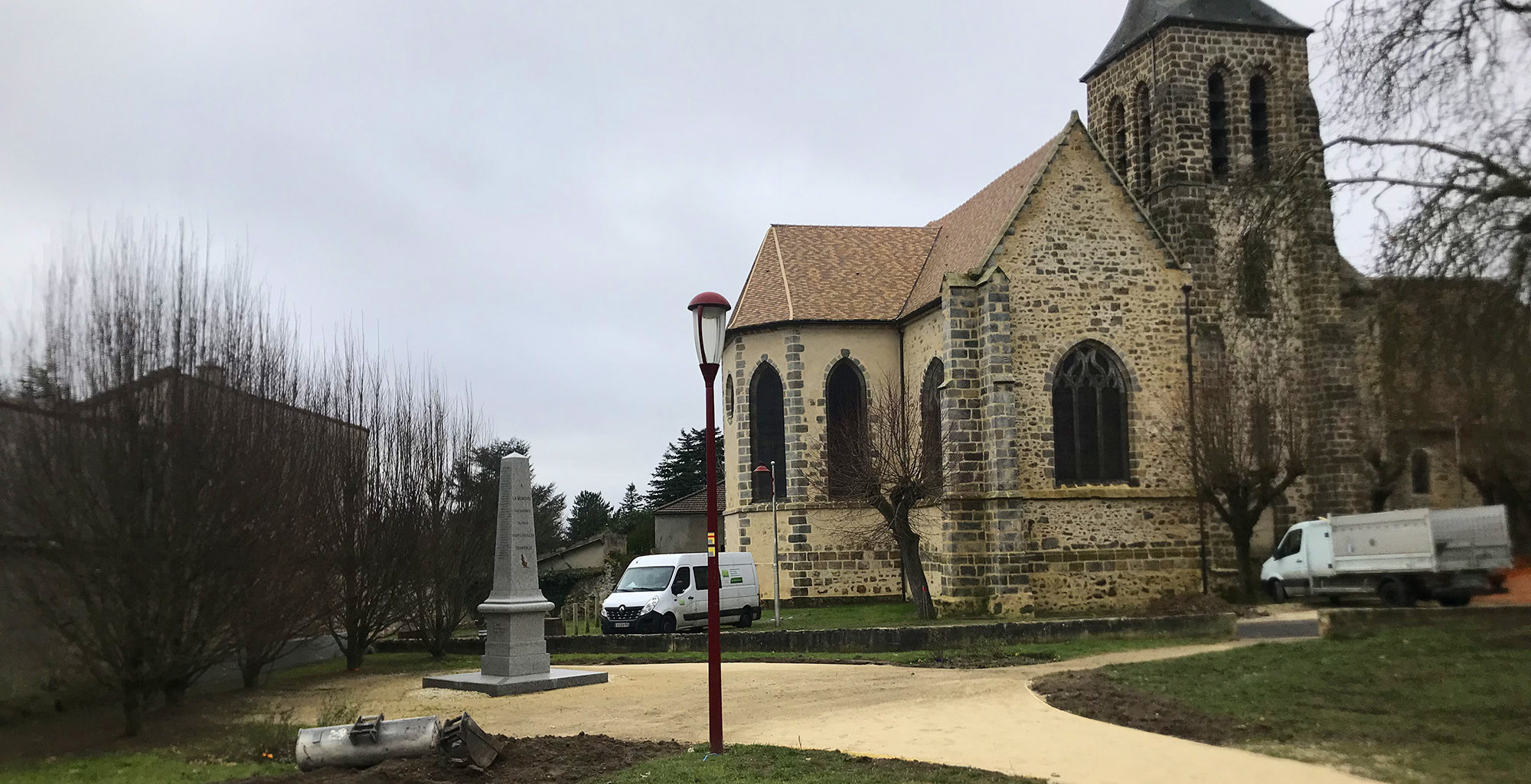 bruyères-monument aux morts
